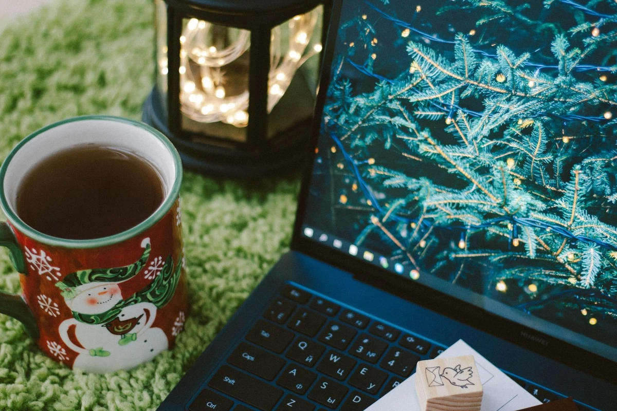 6 strategies to get your ecommerce home page ready for the 2022 holiday season