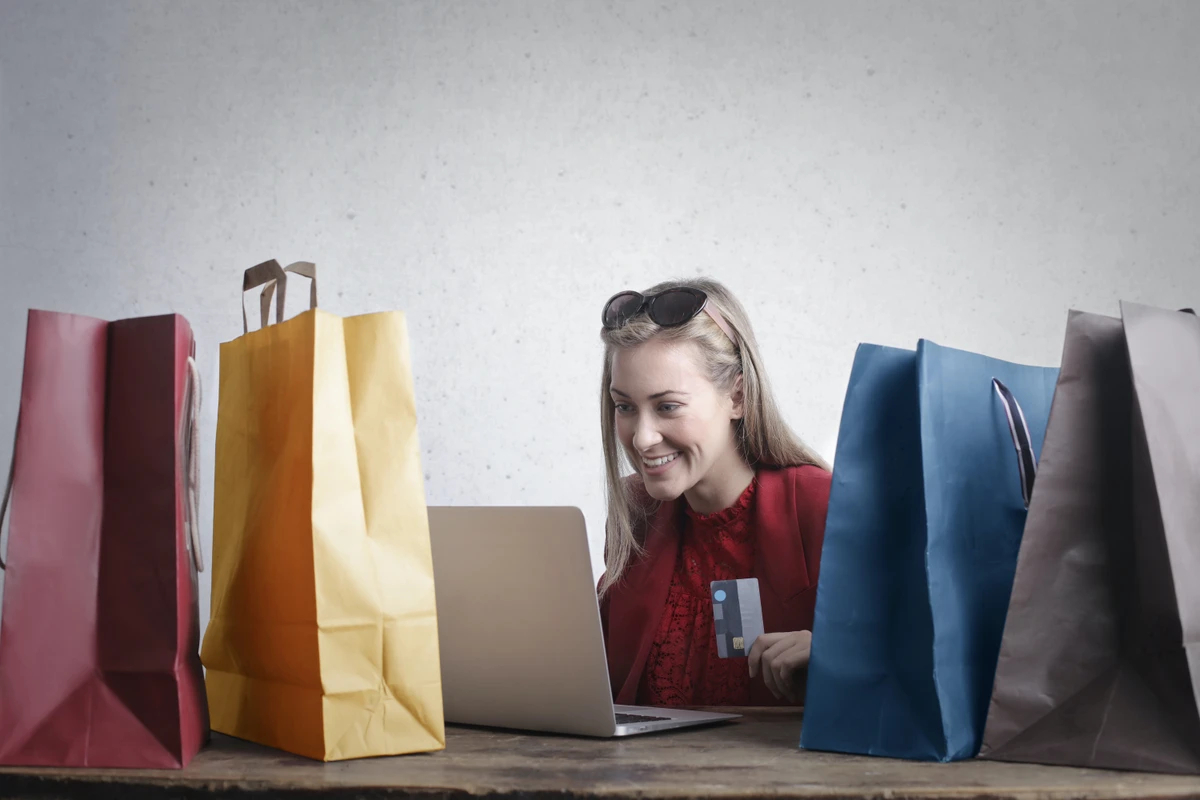 Crafting a Winning Omnichannel Strategy for the Holiday Season